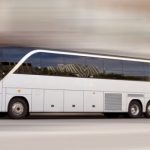 Каковы основные преимущества путешествия на автобусе?
